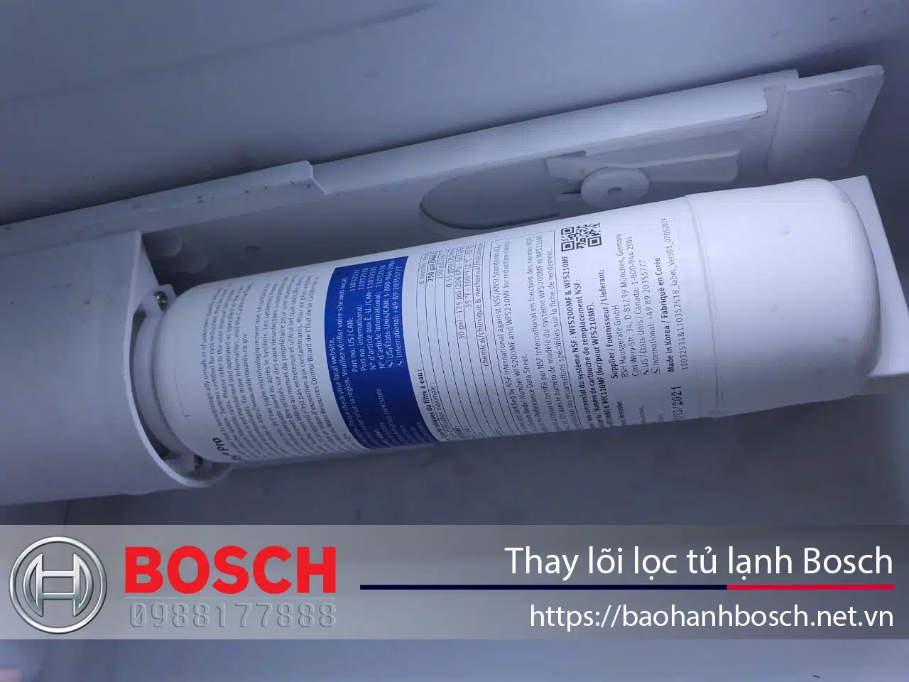 Lọc tủ lạnh Bosch chính hãng, thay thế dễ dàng, đảm bảo hiệu suất làm lạnh tối ưu và an toàn cho thiết bị của bạn. Sản phẩm phù hợp với nhiều dòng tủ lạnh Bosch, bảo hành chính hãng.